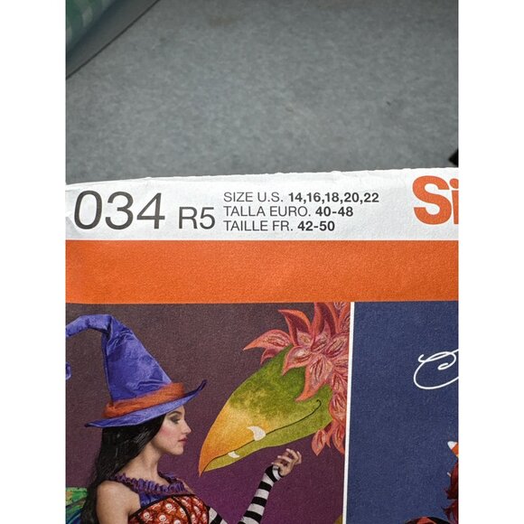 Simplicity 1034 Size 14 16 18 20 22 Candy Corn Fairy Costume Sewing Pattern Uncu - Picture 2 of 5